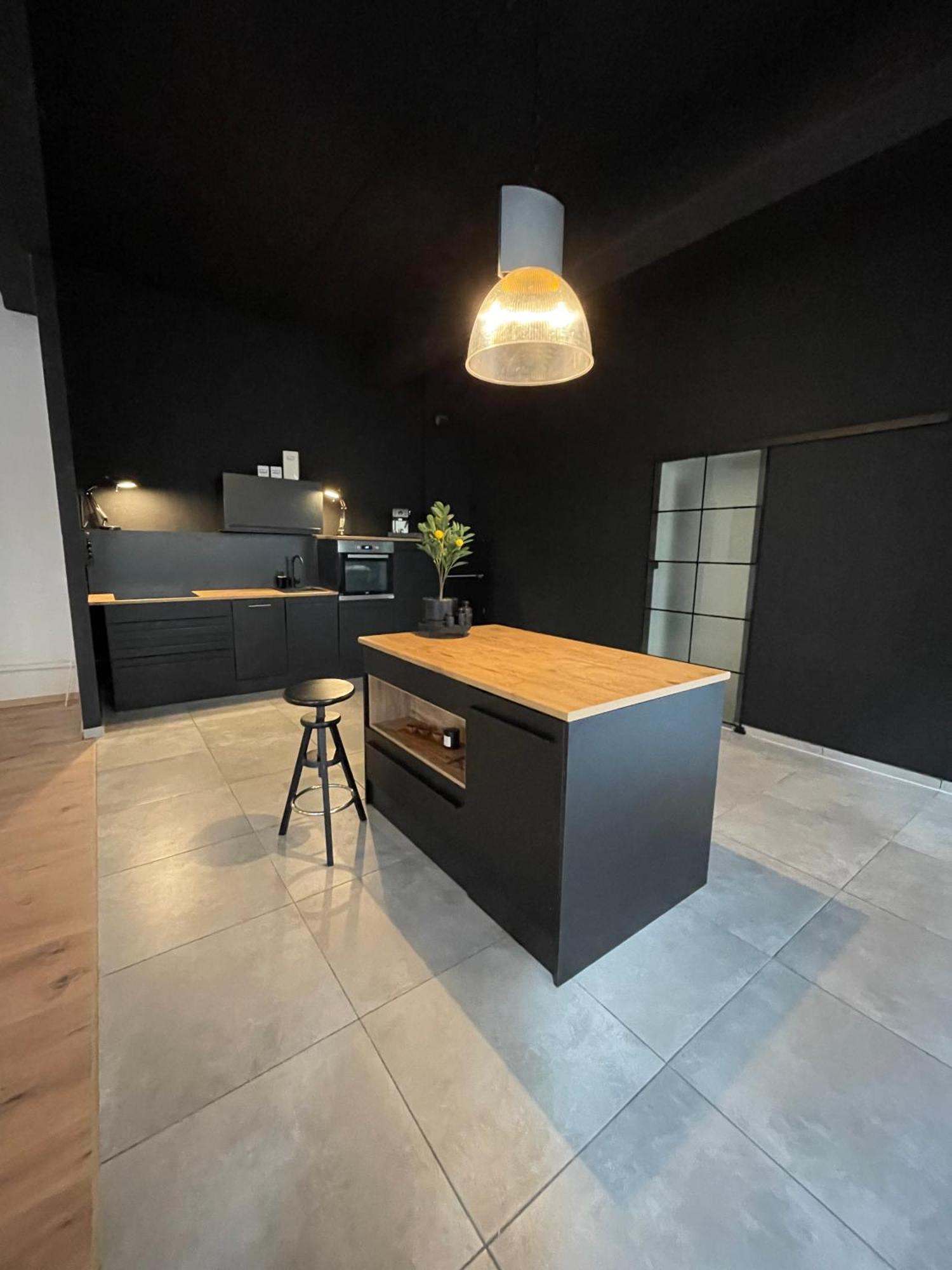 Design Loft - 200Qm2 - Heimkino - Bestlage - Parkplatz Вісбаден Екстер'єр фото